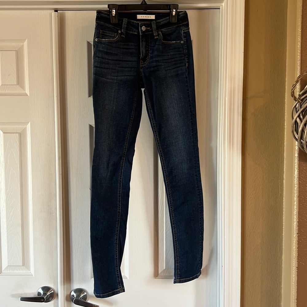 Eunina mid-rise, skinny jeans. Perfect condition. Worn twice